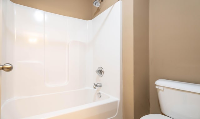 1805 Rachels Run, Lexington, KY 40509 - bathroom featuring shower / bath combination and toilet