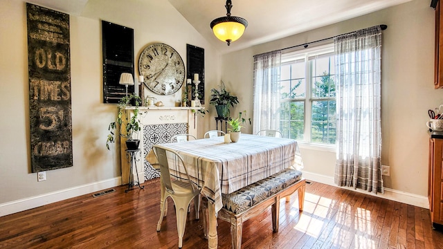 754 Countryside Cir, Mount Vernon, KY 40456 - dining space with hardwood / wood-style floors, baseboards, and lofted ceiling
