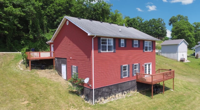 754 Countryside Cir, Mount Vernon, KY 40456 - view of home's exterior featuring a wooden deck and a yard