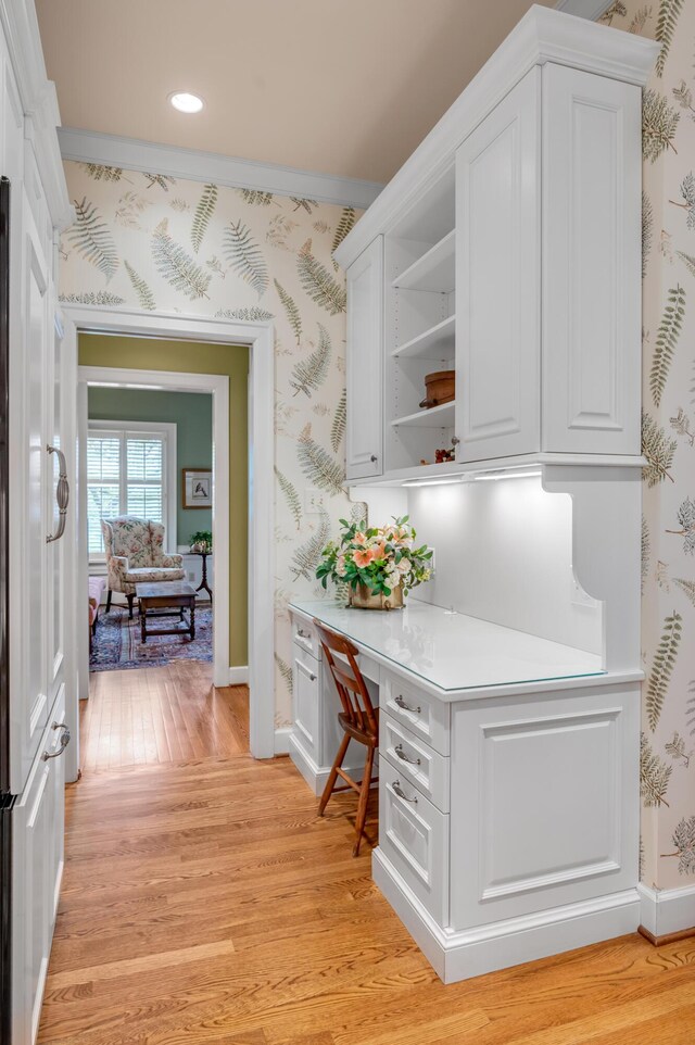 100 Idle Hour Dr Unit 8, Lexington, KY 40502 - corridor with wallpapered walls, light wood finished floors, an office area, recessed lighting, and baseboards