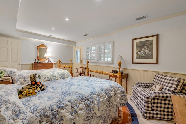 100 Idle Hour Dr Unit 8, Lexington, KY 40502 - bedroom featuring a wainscoted wall, ornamental molding, and recessed lighting