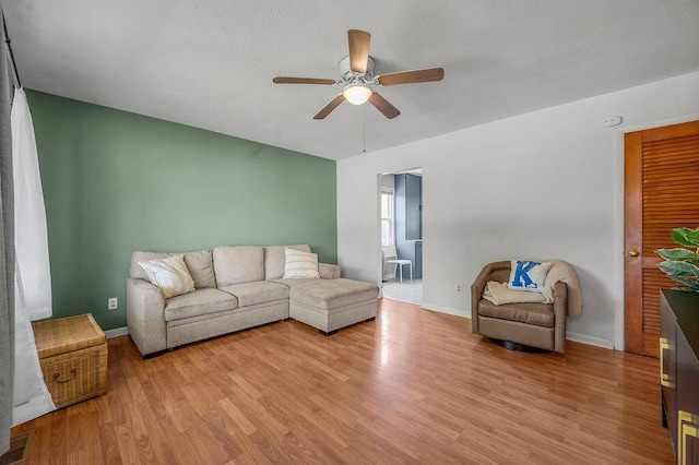 1976 Greenleaf Dr, Lexington, KY 40505 - living area with ceiling fan, wood finished floors, and baseboards