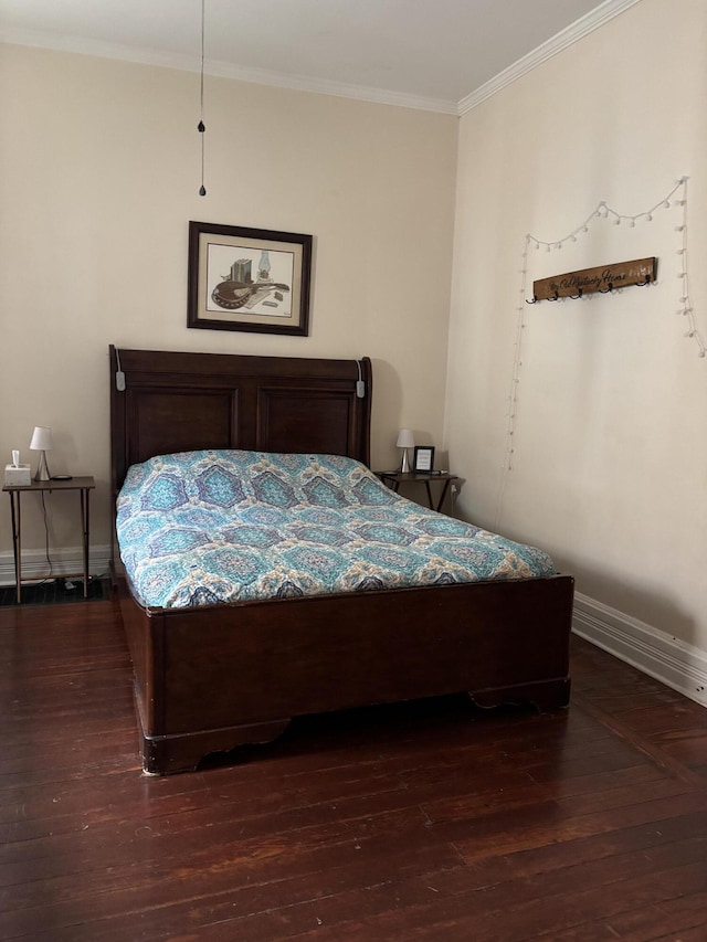 321 Clay Ave, Lexington, KY 40502 - bedroom with crown molding, baseboards, and wood finished floors