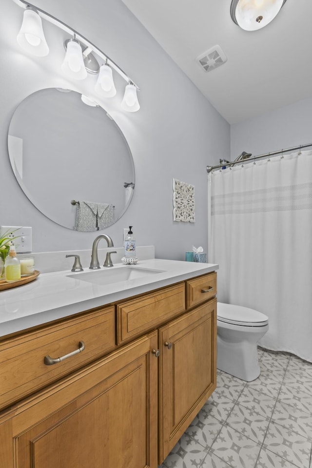 594 Earlymeade Dr, Winchester, KY 40391 - full bath with vanity, toilet, and a shower with shower curtain