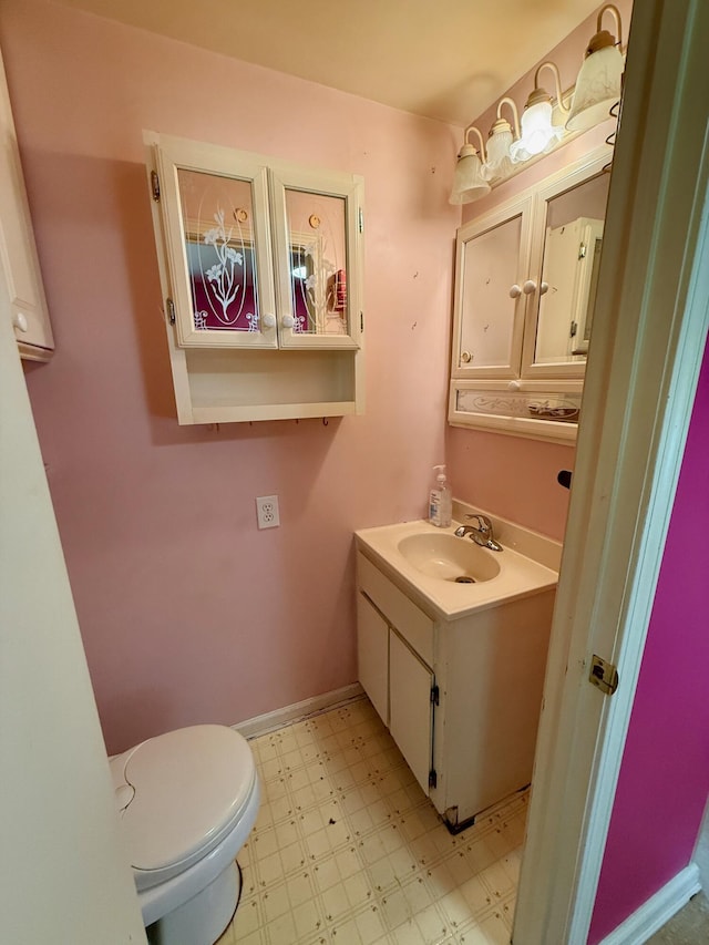 215 Bellevue Ave, Wilmore, KY 40390 - half bath with tile patterned floors and vanity