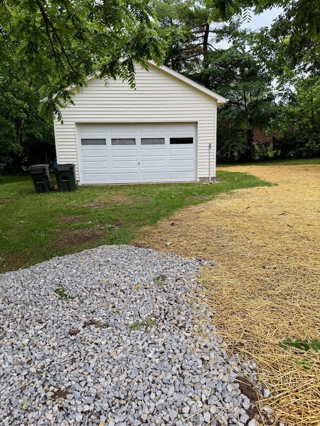 215 Bellevue Ave, Wilmore, KY 40390 - view of detached garage