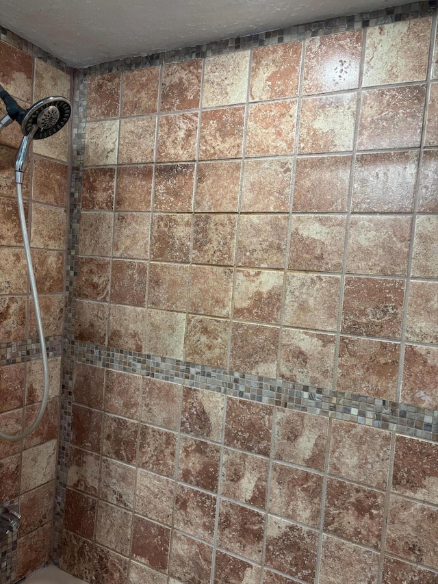 1512 Maple Ln, Corbin, KY 40701 - view of bathroom
