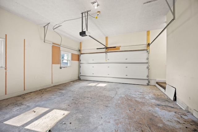 141 Springfield Dr, Corbin, KY 40701 - garage featuring a garage door opener