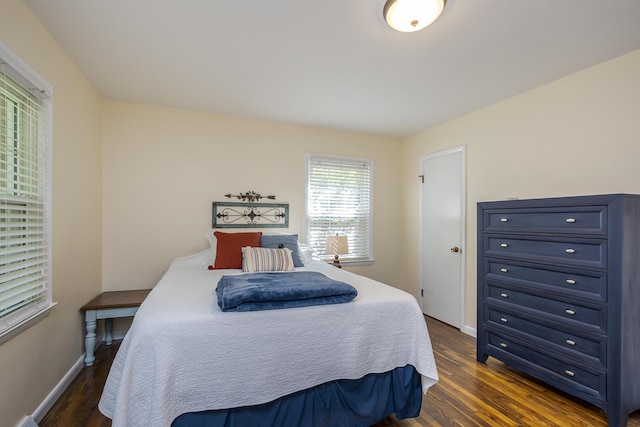 3506 Newport Dr, Lexington, KY 40517 - bedroom with dark wood-type flooring and baseboards