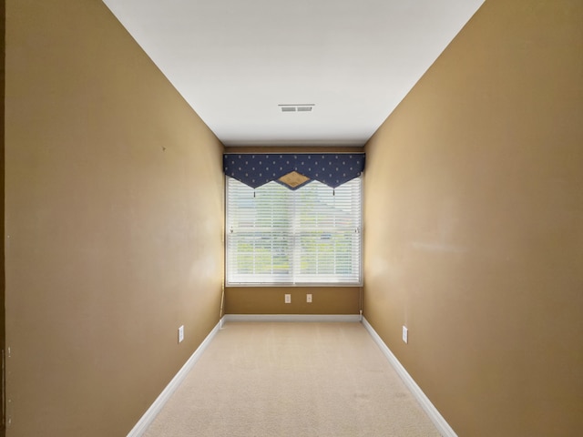 2625 Flying Ebony Dr, Lexington, KY 40509 - spare room with baseboards and carpet