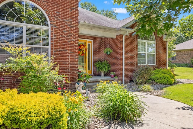 204 Keith Dr, Berea, KY 40403 - doorway to property featuring brick siding and roof with shingles