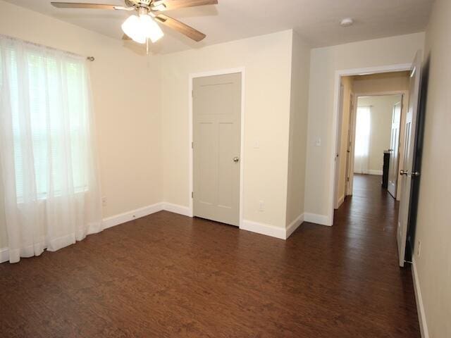 91 Graysons Way, Somerset, KY 42503 - spare room with dark wood finished floors, ceiling fan, baseboards, and a smoke detector