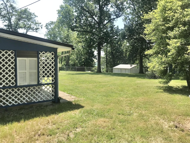 5713 Bybee Rd, Ashland, KY 41102 - view of yard