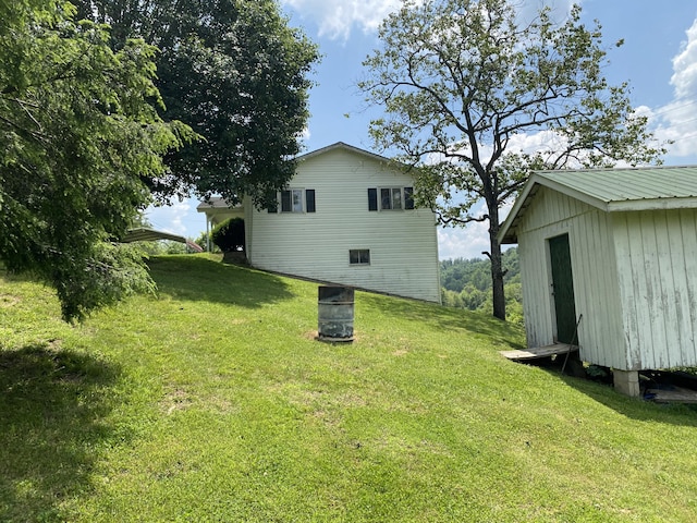 648 Hayes Creek Rd, Strunk, KY 42649 - view of grassy yard with an outdoor structure