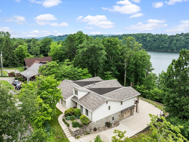 389 Lakeview Dr, Somerset, KY 42503 - aerial view of property and surrounding area featuring a forest and a large body of water