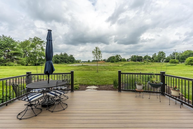 3513 Doral Pl, Lexington, KY 40509 - deck featuring outdoor dining area and a yard