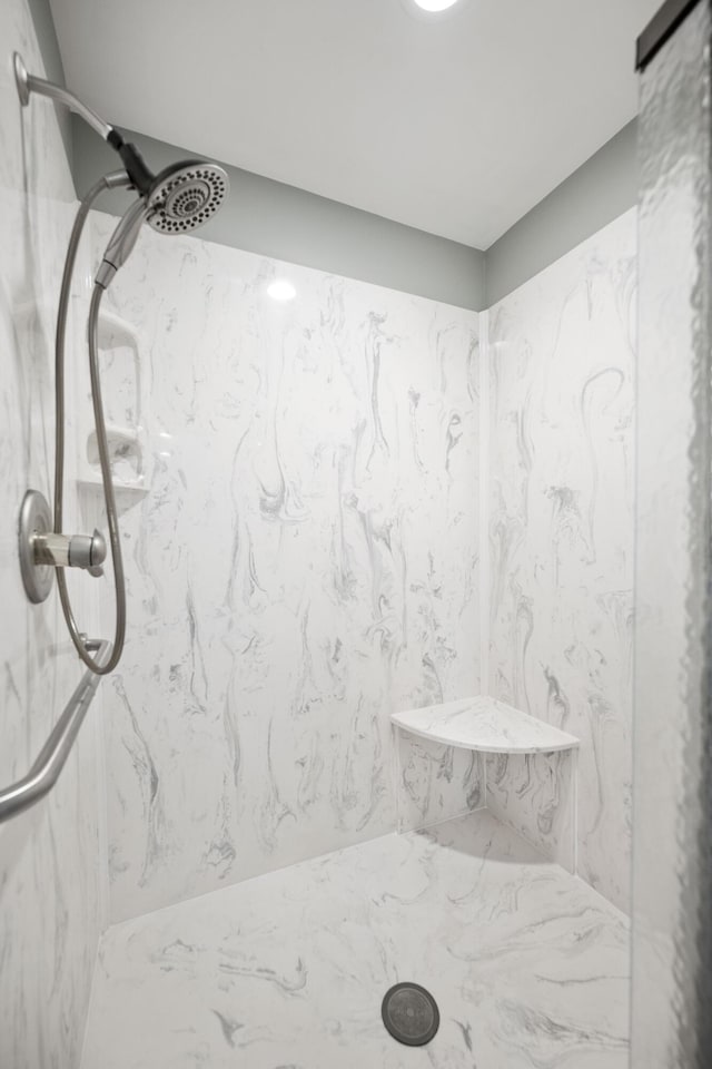 180 Taylors Fork Rd, Richmond, KY 40475 - bathroom featuring a marble finish shower