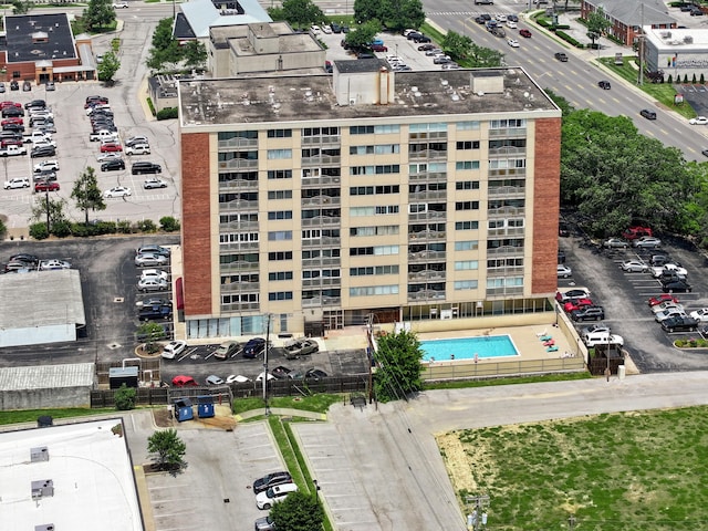 2121 Nicholasville Rd Unit 910, Lexington, KY 40503 - drone / aerial view of a pool