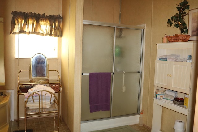 164 Oxbow Rd, Carlisle, KY 40311 - bathroom with a shower stall