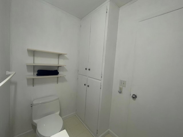 411 Ohara Dr, Danville, KY 40422 - bathroom with toilet and baseboards