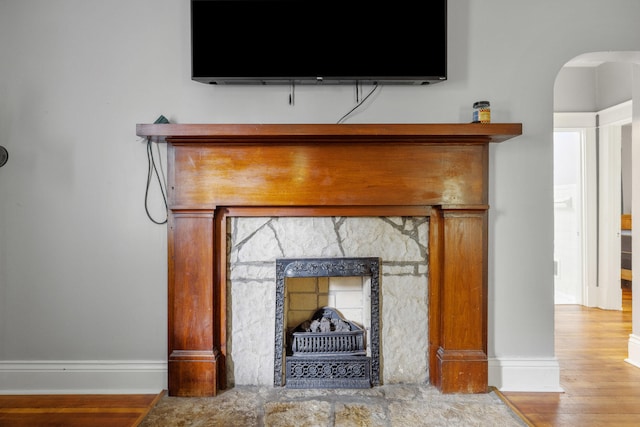 611 Old Shakertown Rd, Danville, KY 40422 - detailed view of baseboards, wood finished floors, and arched walkways