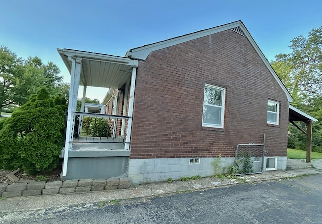 324 Glendale Ave, Lexington, KY 40511 - view of home's exterior featuring brick siding