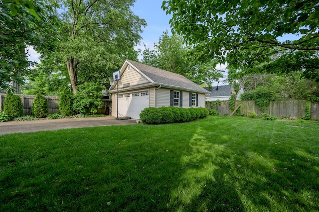 406 Dudley Rd, Lexington, KY 40502 - view of front of home featuring a detached garage and an outbuilding