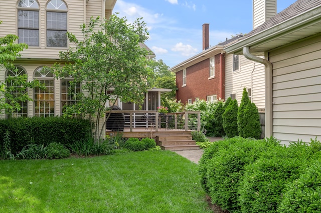 406 Dudley Rd, Lexington, KY 40502 - view of green lawn featuring a deck