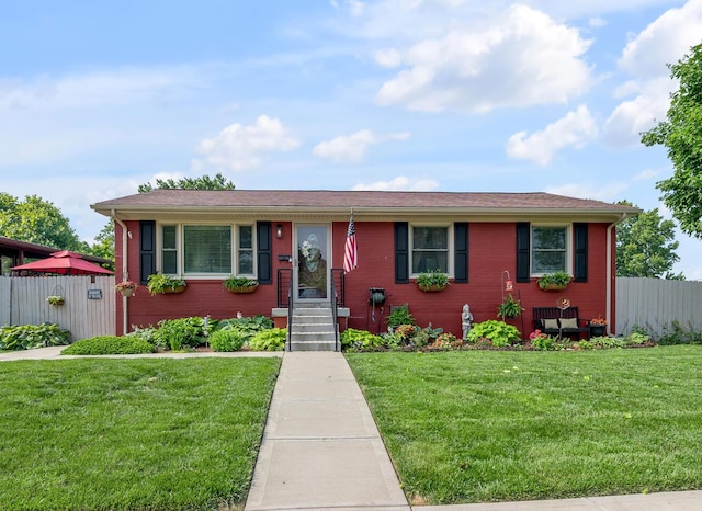 208 Westmoreland Ct, Georgetown, KY 40324 - ranch-style home featuring entry steps