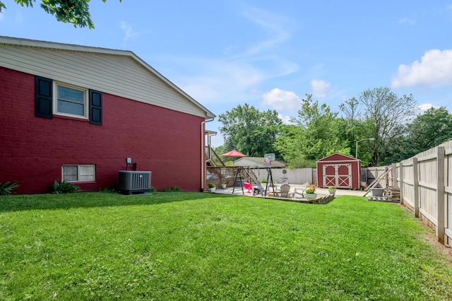 208 Westmoreland Ct, Georgetown, KY 40324 - view of yard with a patio area and central AC unit