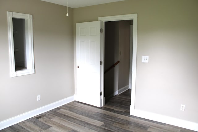 178 Ridgewater Dr, Somerset, KY 42503 - unfurnished bedroom featuring wood finished floors