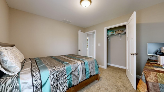 345 Memory Ln, Richmond, KY 40475 - bedroom featuring a closet and light carpet