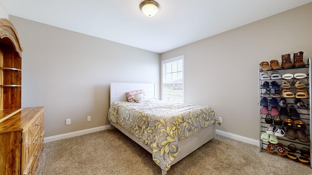 345 Memory Ln, Richmond, KY 40475 - carpeted bedroom featuring baseboards