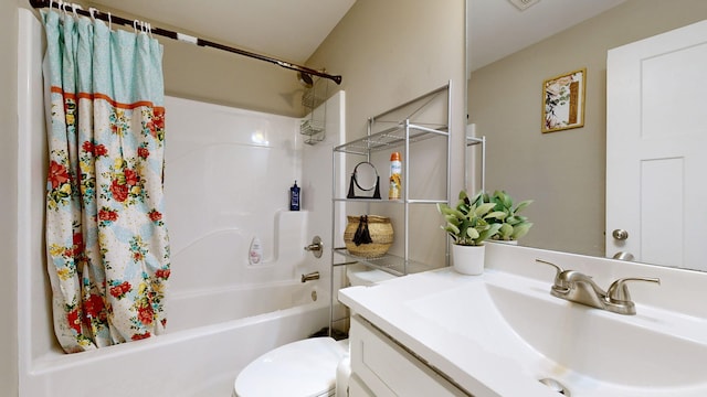 345 Memory Ln, Richmond, KY 40475 - bathroom with vanity, shower / bath combo, and toilet