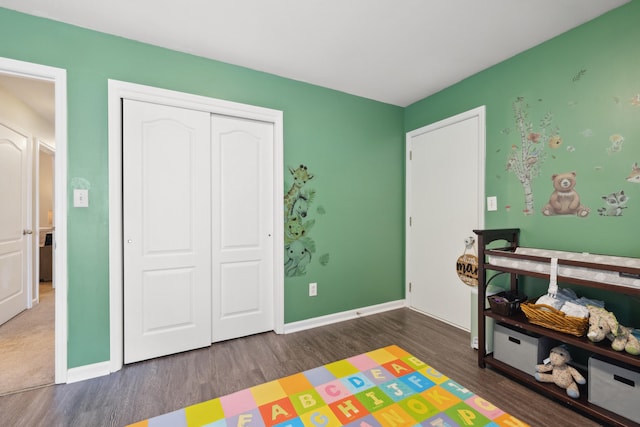 1748 Chandler Ln, Lexington, KY 40504 - recreation room featuring wood finished floors and baseboards