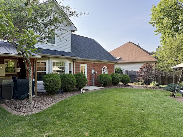 4516 Clubhouse Dr, Lexington, KY 40514 - view of front of house with brick siding and roof with shingles