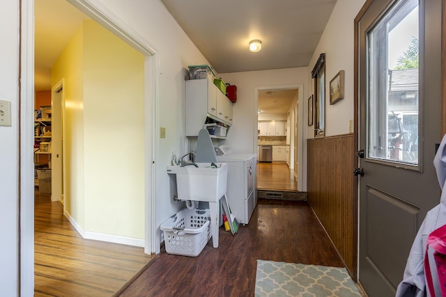 301 Atwood Dr, Lexington, KY 40515 - corridor featuring dark wood-type flooring, separate washer and dryer, baseboards, and a sink