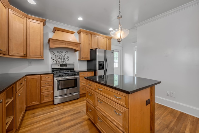 109 N Ashland Ave, Lexington, KY 40502 - kitchen with stainless steel appliances, premium range hood, recessed lighting, light wood finished floors, and crown molding