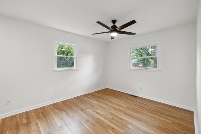 289 Mulberry Ct, Lexington, KY 40509 - empty room featuring plenty of natural light, light wood-type flooring, baseboards, and ceiling fan