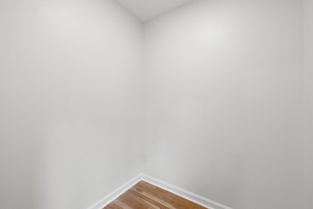 289 Mulberry Ct, Lexington, KY 40509 - unfurnished room with baseboards and light wood-type flooring