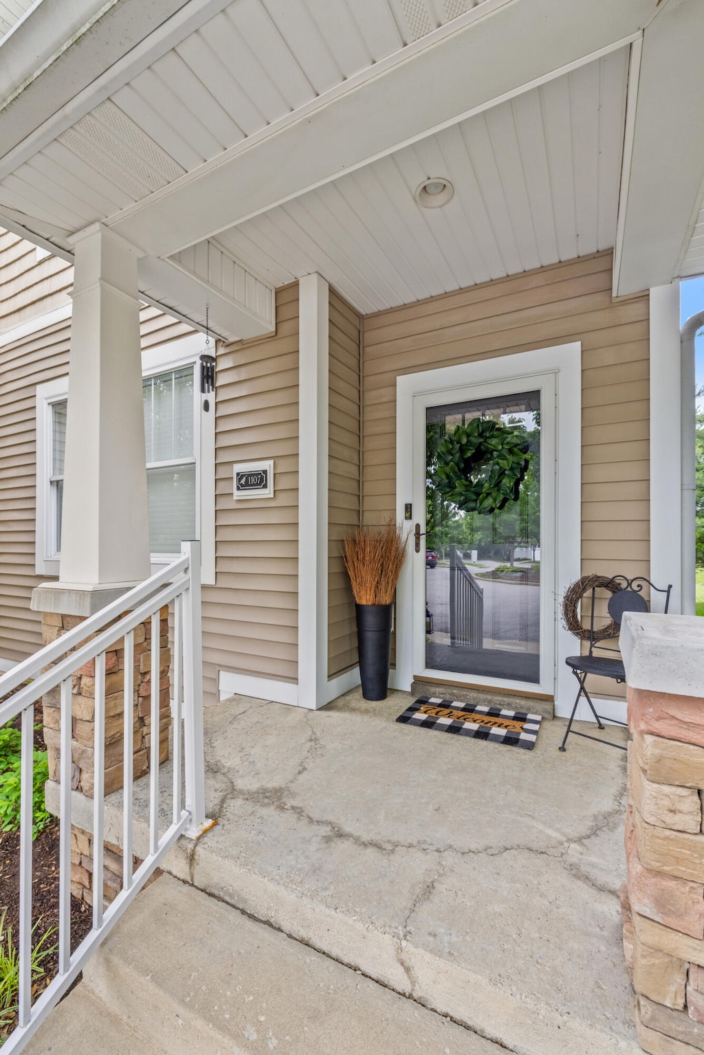 201 Towne Square Park Unit 1107, Lexington, KY 40511 - property entrance with a porch