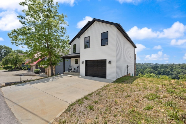 877 Hideaway Dr, Somerset, KY 42503 - view of front facade featuring concrete driveway and an attached garage
