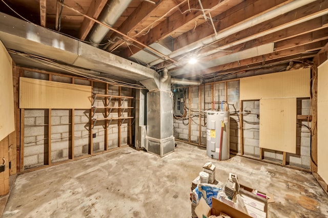399 Stonecrest Rd, Winchester, KY 40391 - unfinished below grade area featuring water heater and electric panel