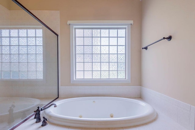 2433 San Milano Pl, Lexington, KY 40509 - full bath featuring a jetted tub