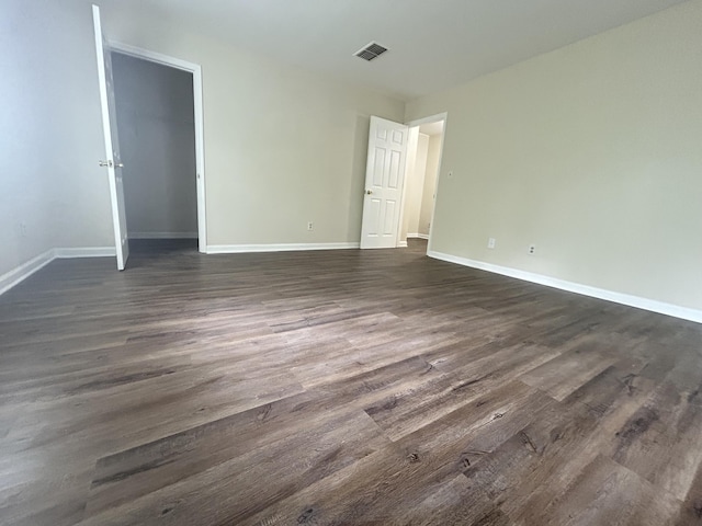 3154 High Ridge Dr, Lexington, KY 40517 - unfurnished bedroom with baseboards, dark wood finished floors, and a closet