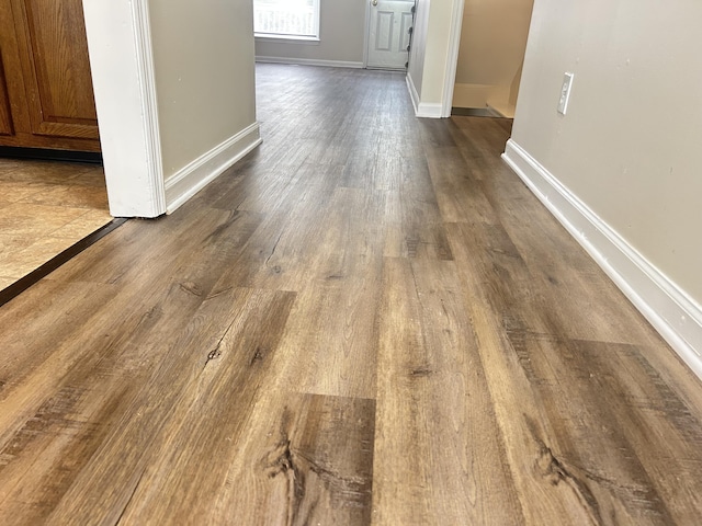 3154 High Ridge Dr, Lexington, KY 40517 - hall with dark wood-style floors and baseboards