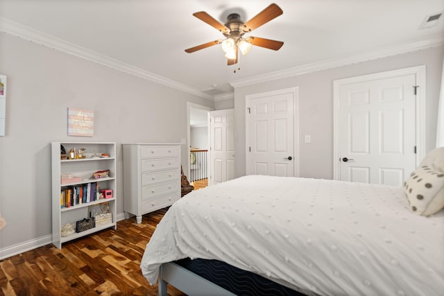 398 Arden Dr, London, KY 40741 - bedroom featuring crown molding, baseboards, dark wood-style floors, and ceiling fan