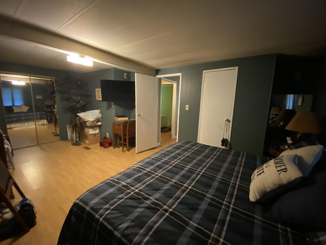 353 Stephens Dr, Somerset, KY 42501 - bedroom with wood finished floors