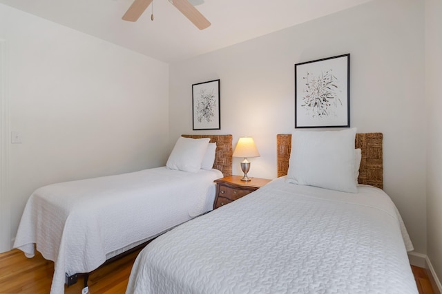 131 Reasor St, Corbin, KY 40701 - bedroom featuring wood finished floors and a ceiling fan