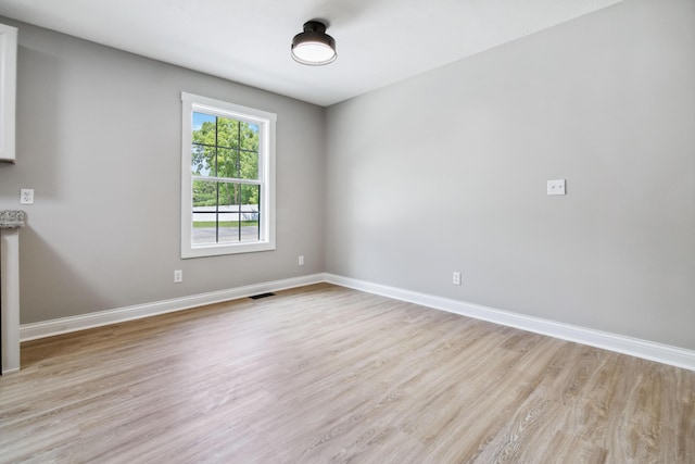 56 Hopewell Church Rd, Corbin, KY 40701 - unfurnished room featuring light wood finished floors and baseboards